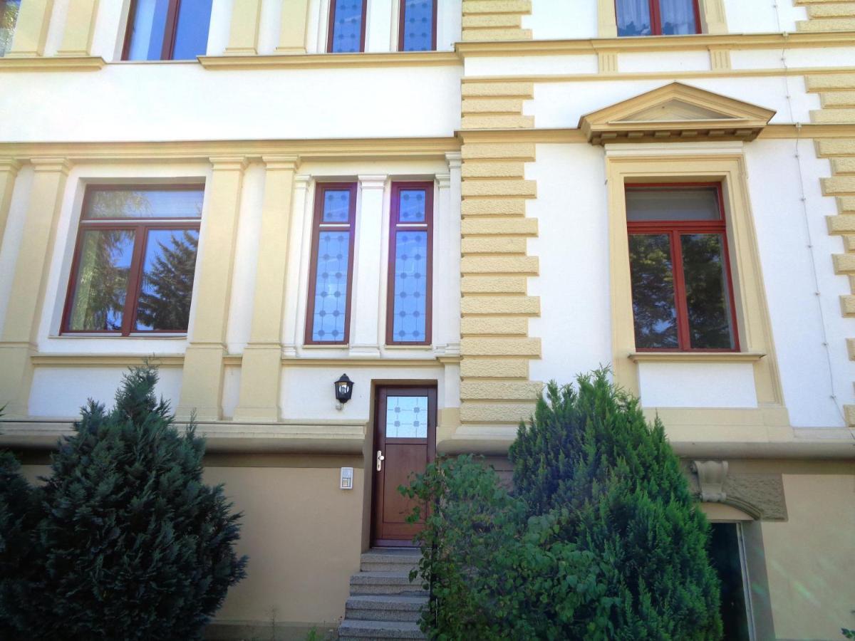 Villa Goeltzschtalblick Netzschkau エクステリア 写真